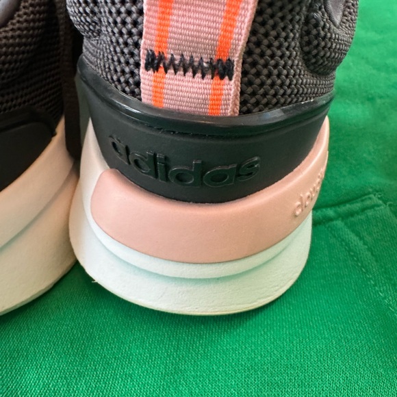 WMNS) adidas Racer TR21 'Carbon Vapour Pink' H00654 size 9 1/2 (9.5) almost new! - Picture 8 of 16